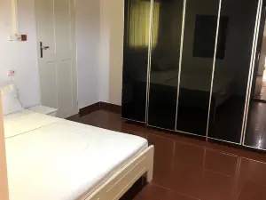 Tahiti Hotel