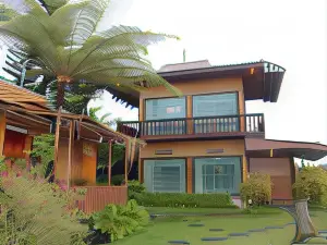 Sukuh Cottage