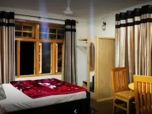 Bercha Guest House Dorkhan Hunza