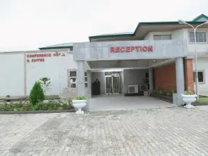 Conference Hotel and Suites Sagamu