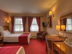 布倫特伍德酒店 - 格林國王旅館