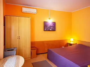 Khutorok Hotel