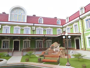 Sipehr Hotel