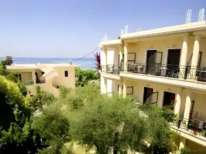 Hotel Loukas Vrachos
