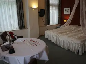 Hotel Het Gemeentehuis Uithuizen
