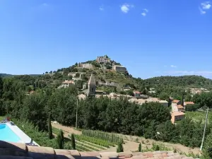 Les Cabanes en Provence