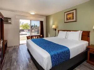 Travelodge by Wyndham Red Bluff South of Redding