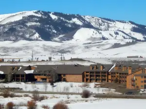 K-Suite-Mt View-Resort-Pool-Hot Tub-Near Rmnp & WP