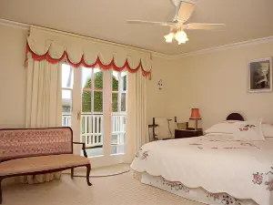 Country Lane Homestay B&b