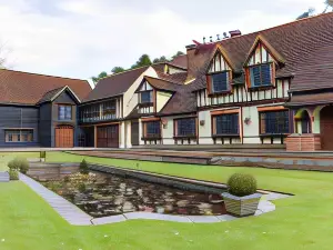 Great Hallingbury Manor & Lodges London Stansted