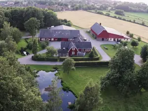 Ekhems Gård