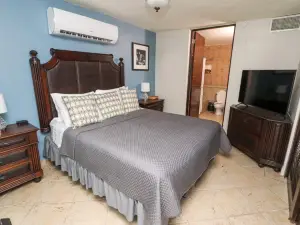 Costa Bonita Private Villa 602