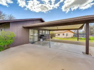 Pet-Friendly Camp Verde Home w/ Gas Grill!