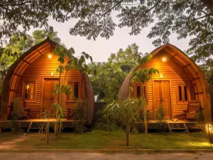 Bamboo Bungalow