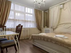 Avtorsky Shale Hotel
