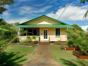 Waipi'o Lodge