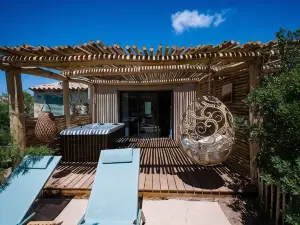 Le Hameau des Pesquiers Ecolodge & Spa, Curio Collection by Hilton