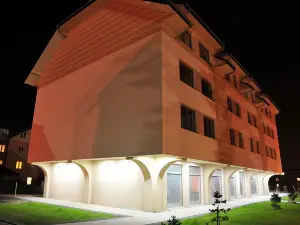 Konarskiego Apartments