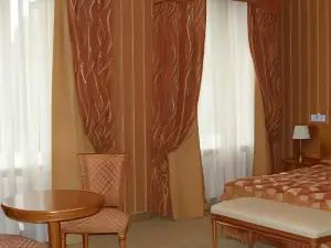 Kochar Hotel