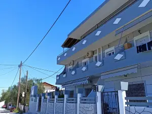 Seven Seas Apartments