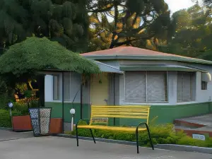 Satpura Retreat Cottage | Rooms & Restaurant