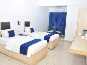 Hotel Vytla Residency