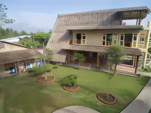 Mekong Delta Ricefield Lodge