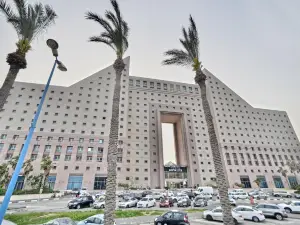 Spacious Sea View Apartment