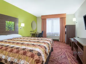 Super 8 by Wyndham Portales