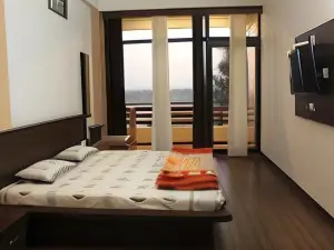 Hotel Rewa Residency
