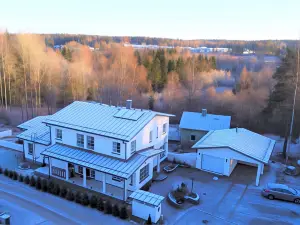 Villa Jokivarsi Bed & Breakfast