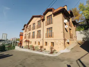 Apartments on Sukonnaya Sloboda