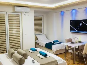 Front Beach Exclusive Apartments