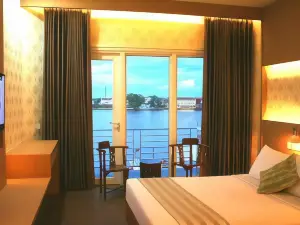 Grand Kartika Hotel
