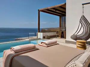 Ios Grand Pool Suites