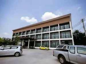 Pornsiri Hotel Sisaket