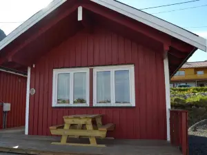 Sjøstrand Rorbuer V Børge Iversen As