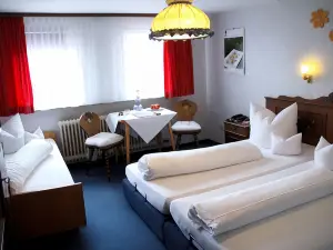 Land-Gut-Hotel Hohengasthof Adler
