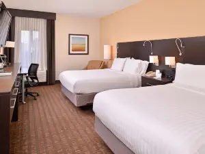 Holiday Inn Express & Suites Topeka West I-70 Wanamaker