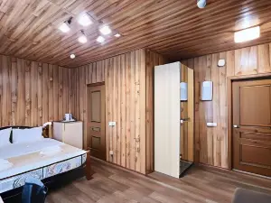 A-House Hotel