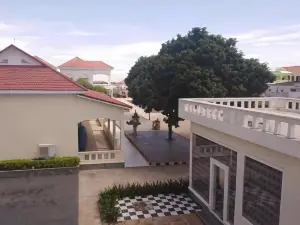 Samrongsen Hotel
