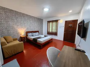 Medellin Seaview Inn