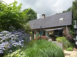 B&B OpdeParkkamp Met Laadpaal Voor Elektrische Auto's