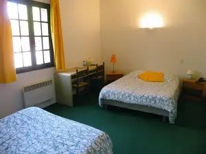 Human Hotel Résidence
