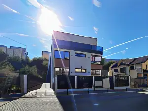 Royal Maison Apartments