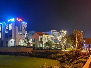 Punita Hotel