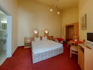 Hotel-Pension Lender
