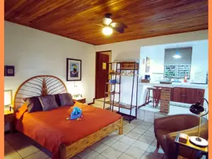 Orosi Lodge