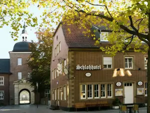 Schlosshotel