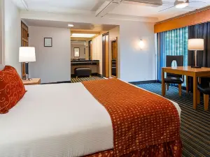 Best Western Pine Tree Motel